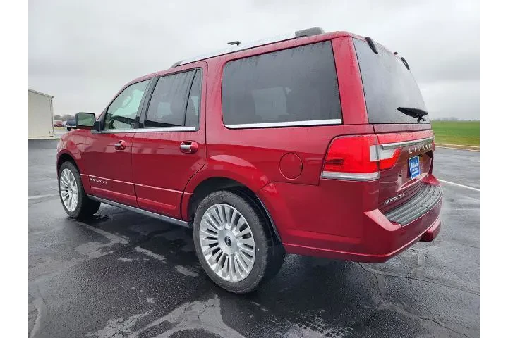 $14768 : Lincoln Navigator 2015 4x4 4 image 5
