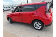 $18964 : Kia Soul 2023 S 4dr Crossove thumbnail