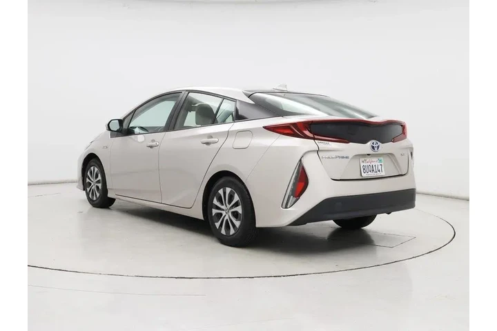 $25998 : Toyota Prius Prime 2021 XLE image 2