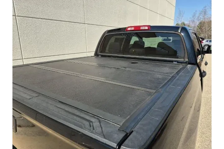 $32659 : Toyota Tundra 2017 4x4 SR5 4 image 10