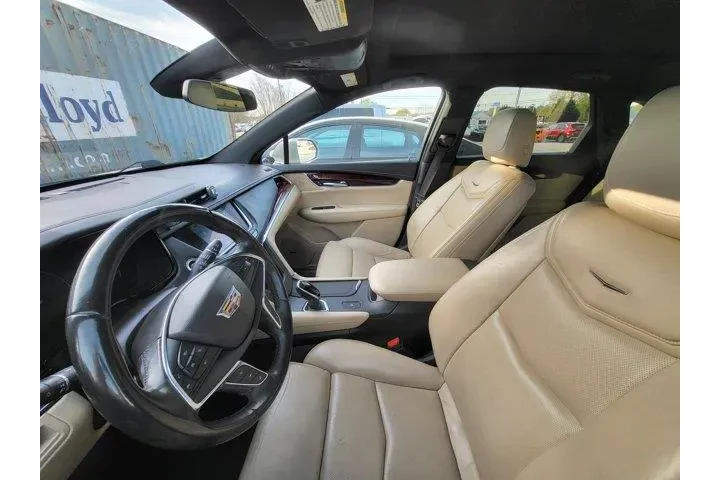 $11022 : Cadillac XT5 2017 Luxury 4dr image 10