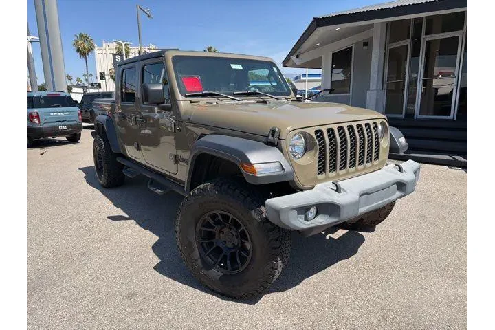 $29345 : Jeep Gladiator 2020 4x4 Spor image 1