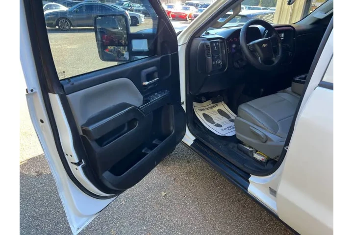 $19999 : 2015 Silverado 2500HD Work Tr image 9