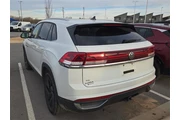 $32500 : Volkswagen Atlas Cross Sport thumbnail