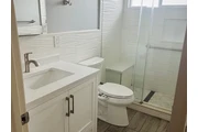 $1700 : Anaheim - 3 bed 2 Bath thumbnail