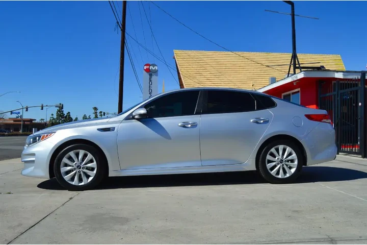 $10490 : Used 2016 Optima 4dr Sdn EX f image 2