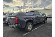 $33611 : Toyota Tacoma 2024 4x2 SR5 4 thumbnail