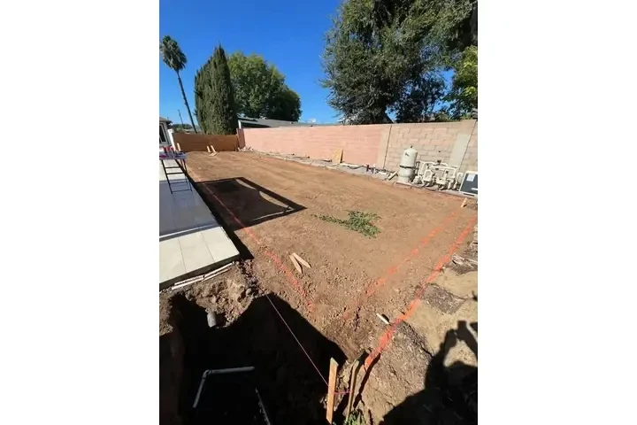 DEMOLICIONES LOS PROFESIONALES image 2