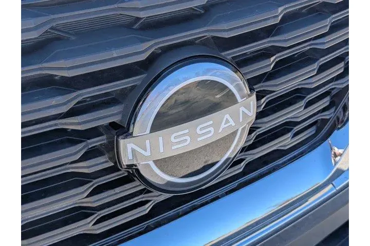 $17999 : Nissan Rogue 2022 SV 4dr Cro image 5