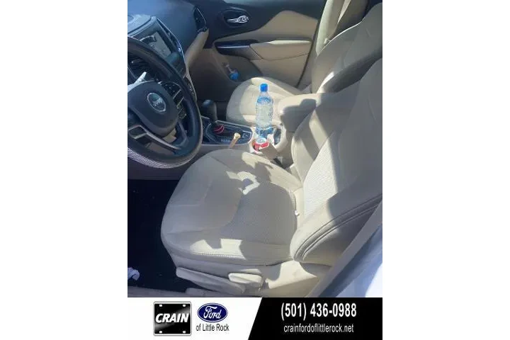 $13399 : Jeep Cherokee 2019 Latitude image 1