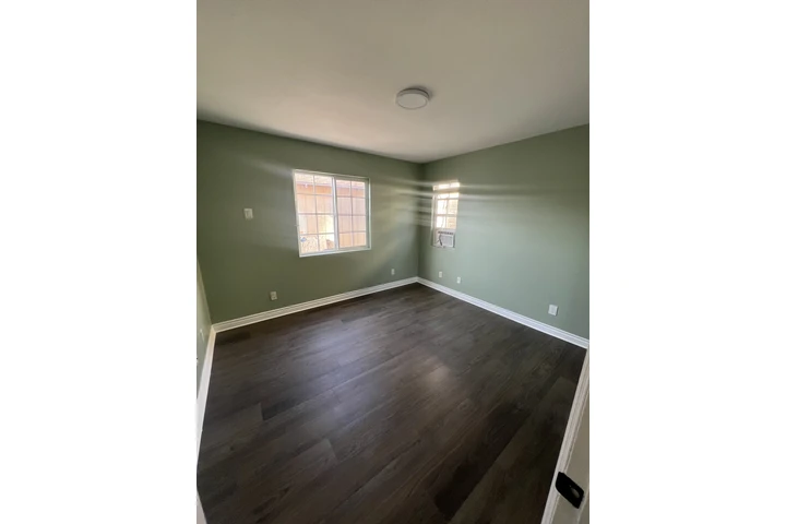 $2300 : Unidad: 2 recamaras, 1 baño image 6