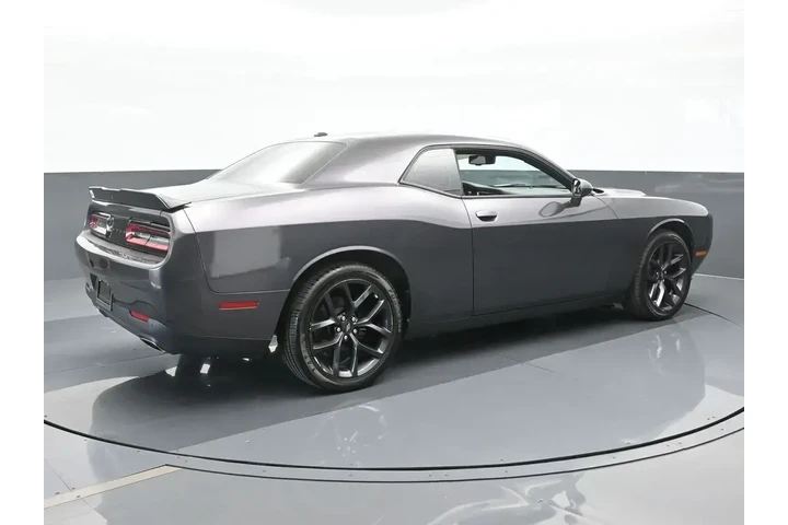 $20000 : Dodge Challenger 2022 SXT 2d image 6