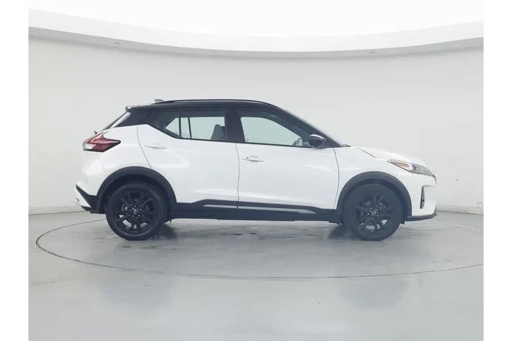 $21998 : Nissan Kicks 2023 SR 4dr Cro image 7