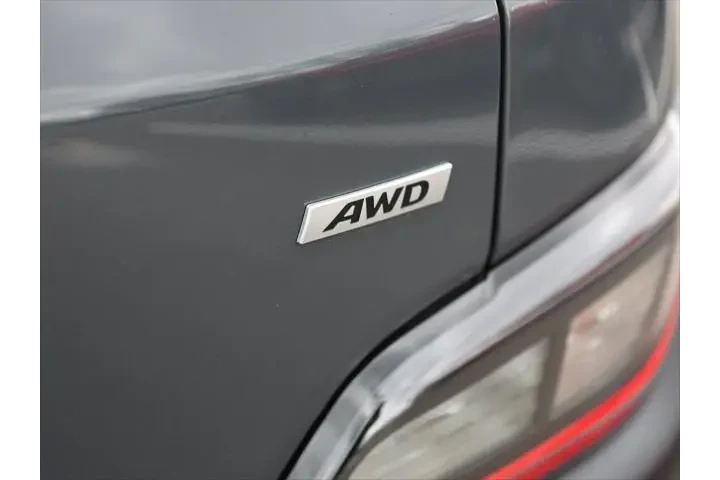 $21500 : Hyundai KONA 2023 AWD SEL 4d image 10