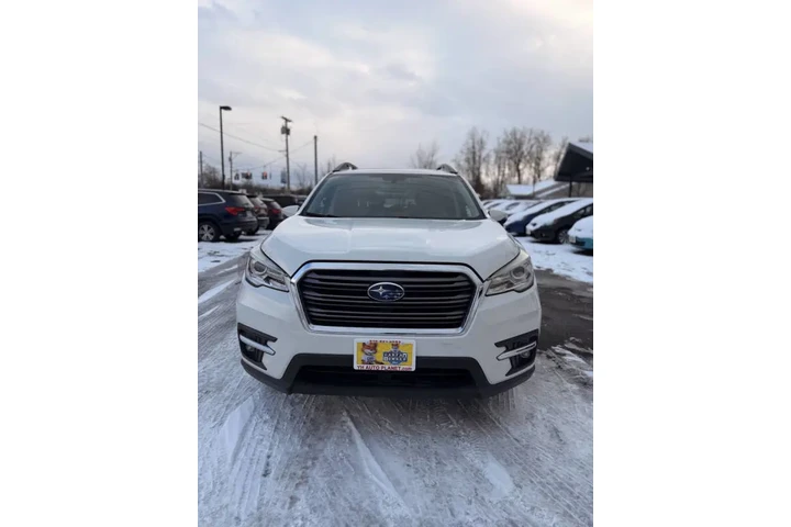 $14500 : 2020 Ascent Limited 7-Passeng image 4