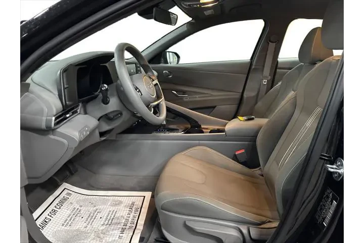 $20475 : Hyundai ELANTRA Hybrid 2023 image 9