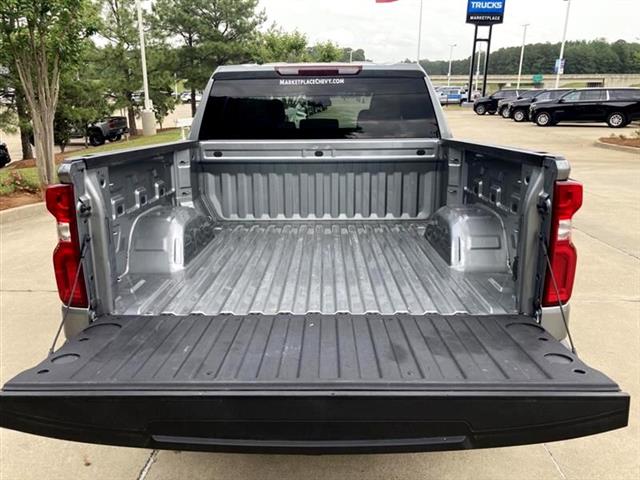 $47794 : 2023 Silverado 1500 LTZ Crew image 8