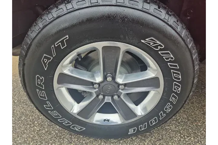 $29995 : Jeep Wrangler Unlimited 2021 image 9