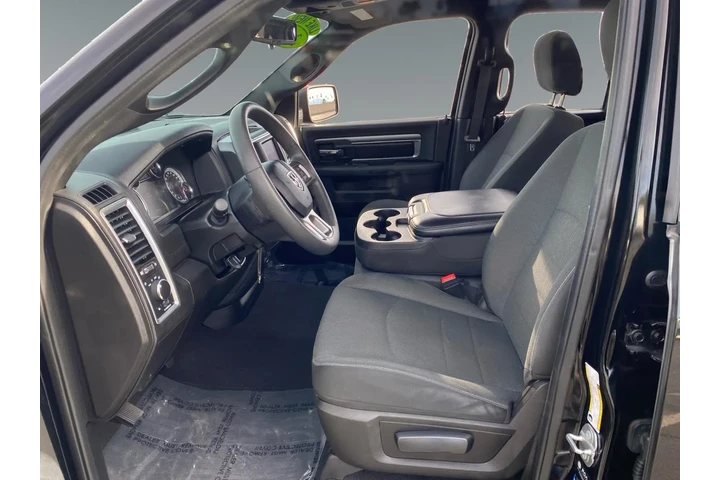 $33432 : Ram 1500 Classic 2021 image 9