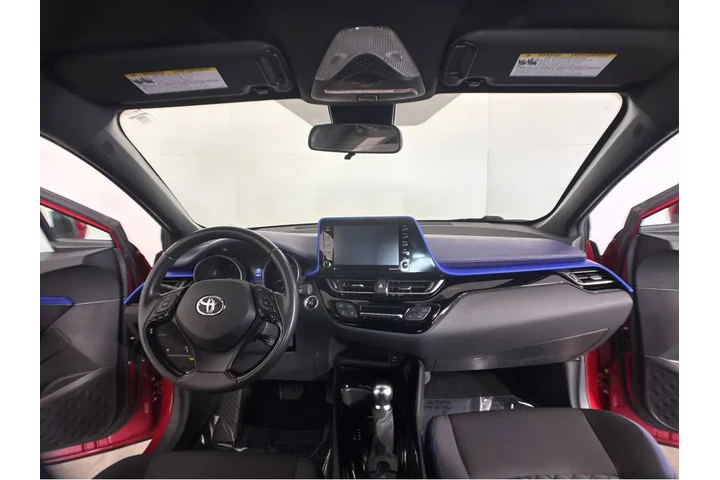 $22696 : Gold Certified2022 C-HR XLE image 4