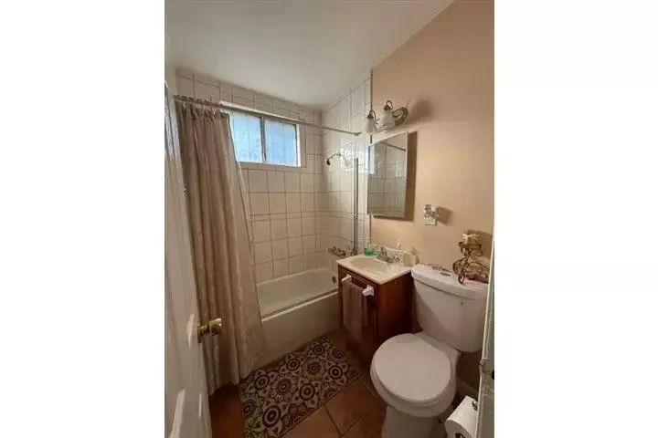 $1800 : COMPTON CASITA REMODELADA image 1