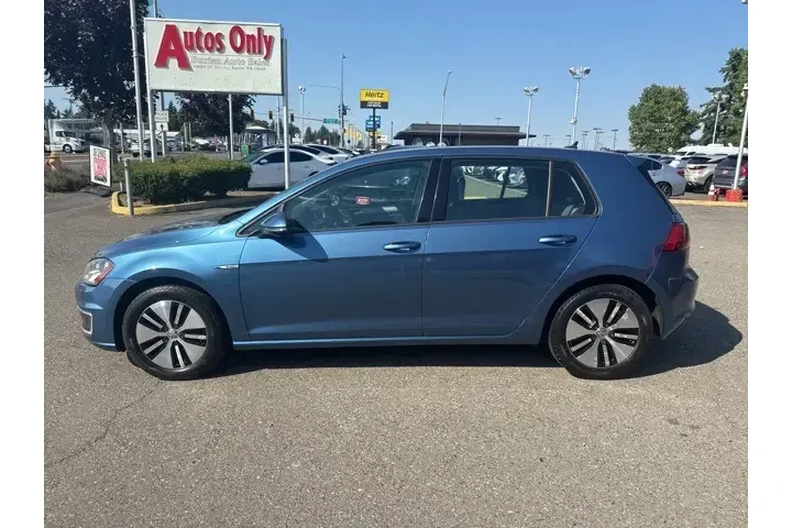 $7499 : Volkswagen e-Golf 2016 SE 4d image 8