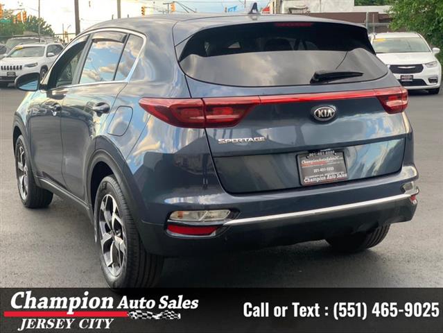 Used 2022 Sportage LX AWD for image 10