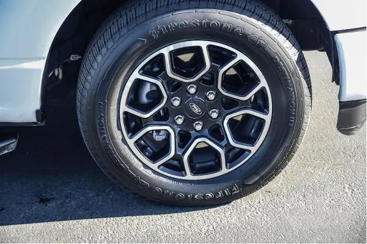 $29979 : Ford F-150 2021 4x2 XLT 4dr image 8