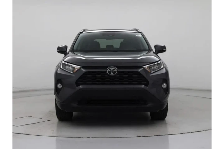 $26998 : Toyota RAV4 2021 XLE Premium image 5
