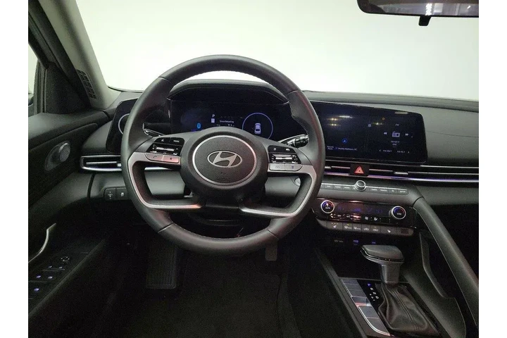 $23998 : Hyundai ELANTRA 2025 SEL Con image 10