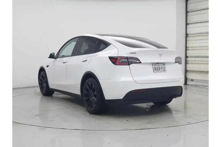 $27998 : Tesla Model Y 2021 Standard image 2
