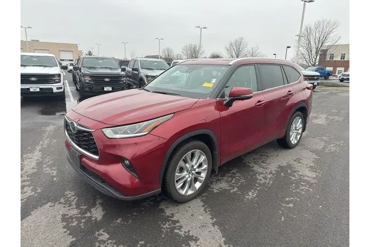 $35000 : Toyota Highlander 2023 AWD L image 3