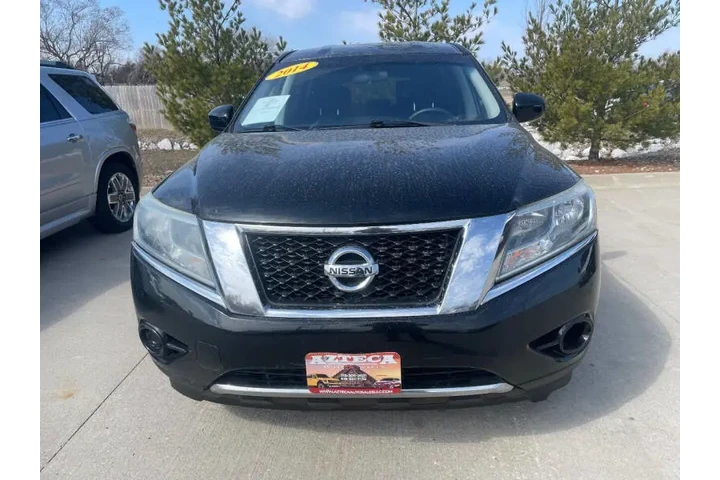 $11950 : 2014 Pathfinder S image 3