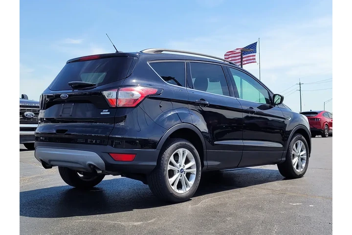 $10495 : Ford Escape 2018 SE 4dr SUV image 4