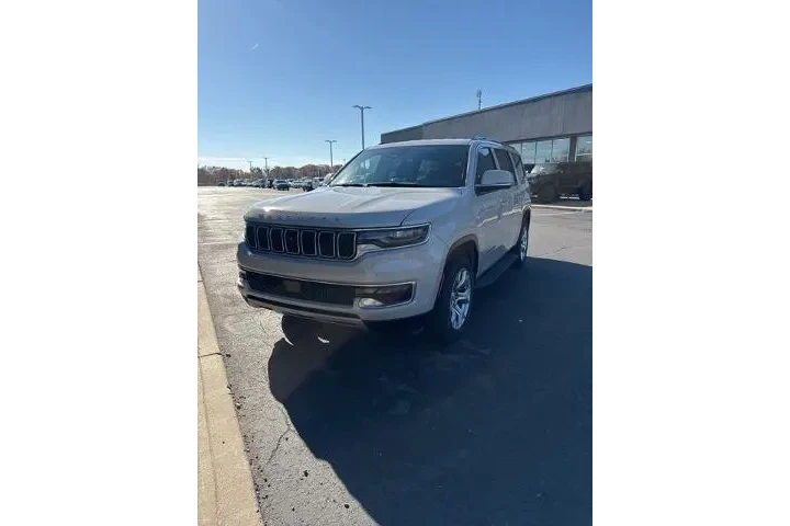 $38915 : Jeep Wagoneer 2022 4x4 Serie image 2