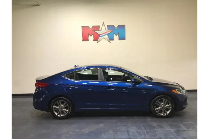 $11849 : Hyundai ELANTRA 2017 SE 4dr image 1