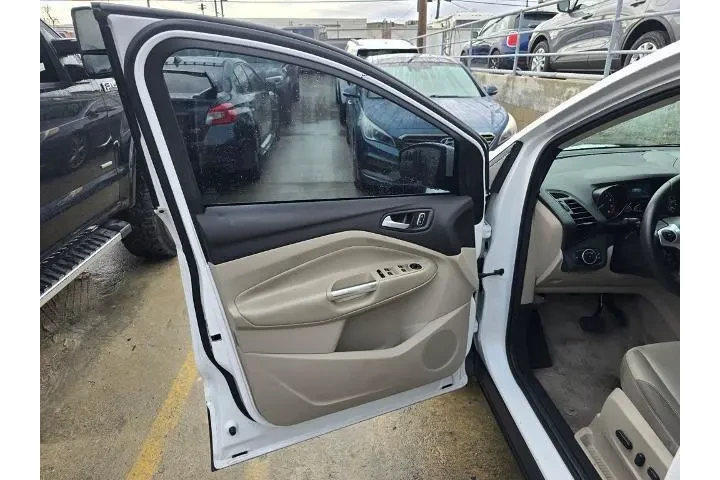 $6500 : Ford Escape 2015 SE 4dr SUV image 9