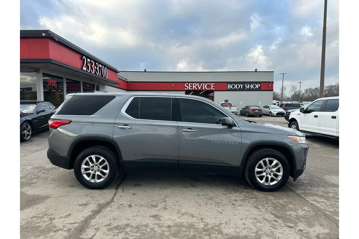 $11980 : 2019 Traverse FWD 4dr LS w/1LS image 1