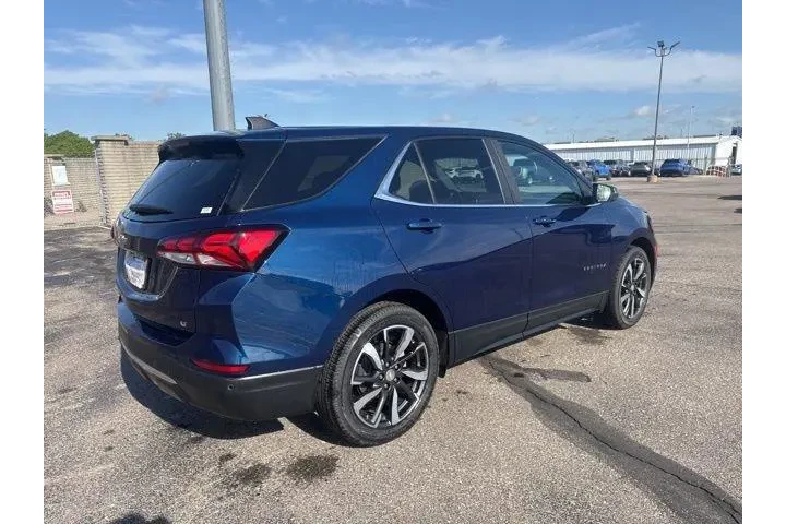 $19982 : Chevrolet Equinox 2022 LT 4d image 7