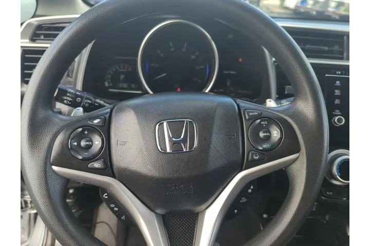 Honda Fit 2019 EX 4dr Hatchb image 9