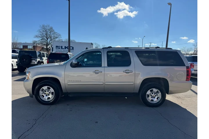 $8980 : 2013 Suburban 4WD 4dr 1500 LS image 5