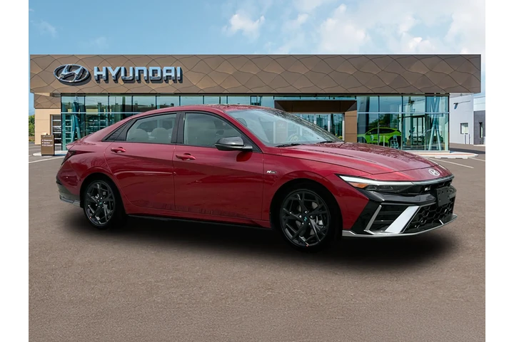 $25915 : Hyundai ELANTRA 2025 N Line image 10