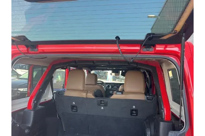 $33799 : Jeep Wrangler Unlimited 2021 image 10