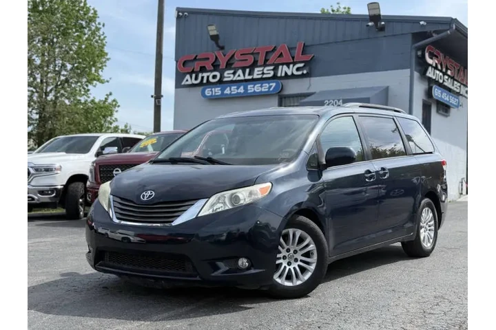 $14495 : 2012 Sienna XLE 8-Passenger image 1