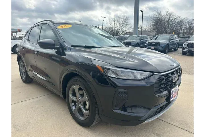 $20995 : Ford Escape 2023 ST-Line 4dr image 6
