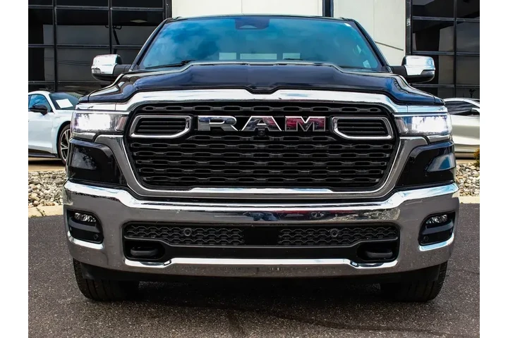 $36990 : Ram 1500 2025 4x4 Big Horn 4 image 2