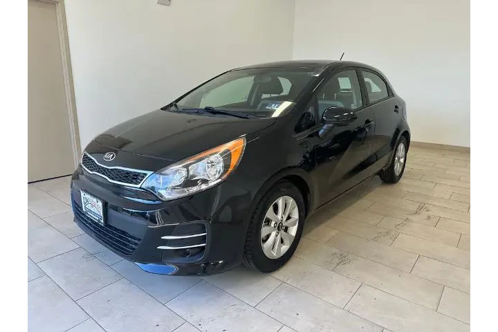$12985 : Kia Rio 5-Door 2017 EX 4dr W image 4