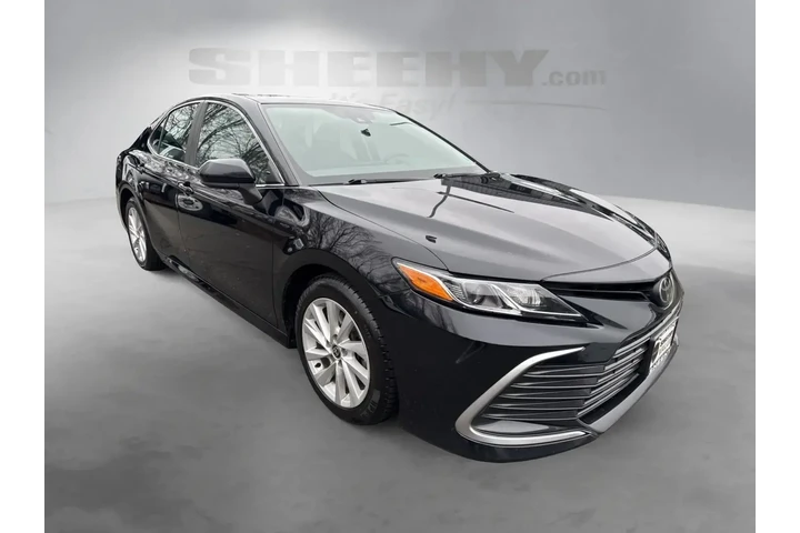 $16995 : Toyota Camry 2021 LE 4dr Sed image 2