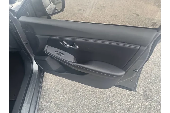 $11497 : 2020 Sentra S image 4