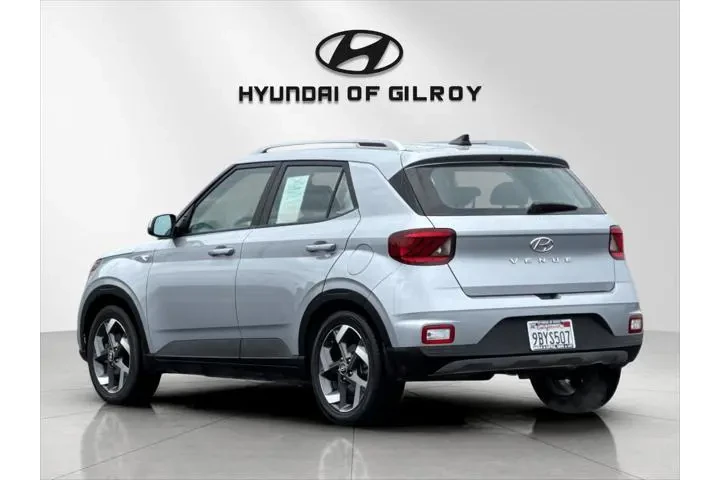 $18689 : Hyundai VENUE 2022 SEL 4dr C image 3